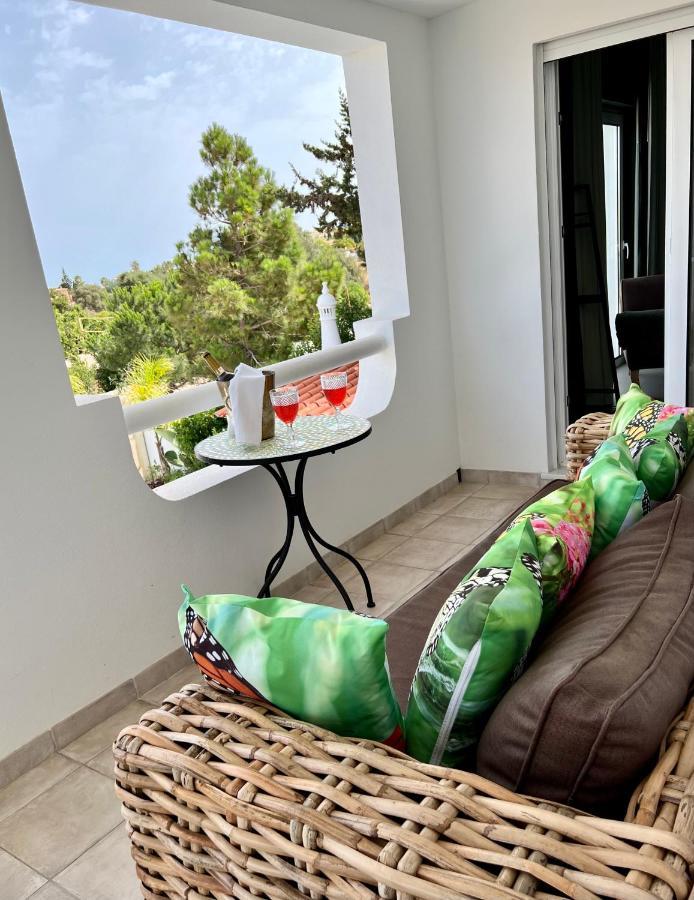 Palm View Guesthouse, Adults Only Luz Esterno foto